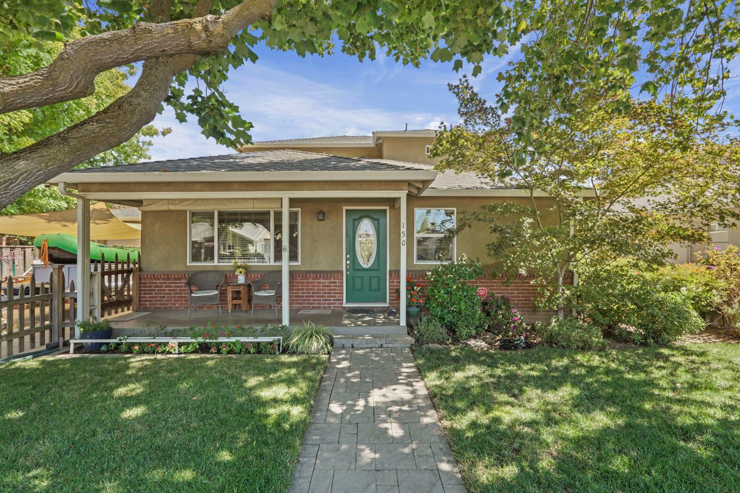 150 S Corinth Ave, Lodi, CA 95242-3050