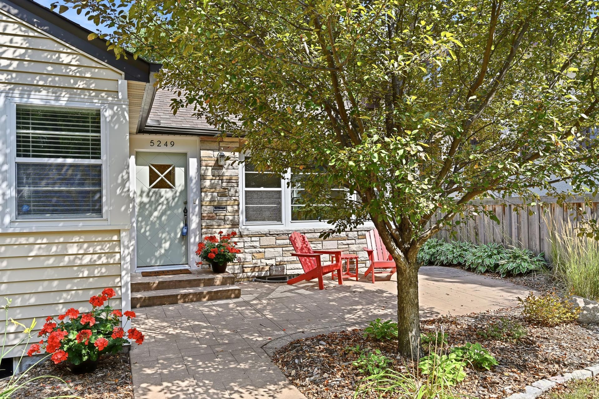 5249 Abbott Avenue S, Minneapolis, MN 55410