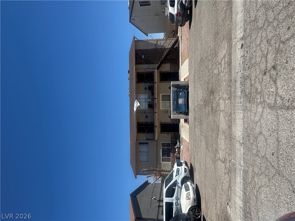 4760 Lucite Lane