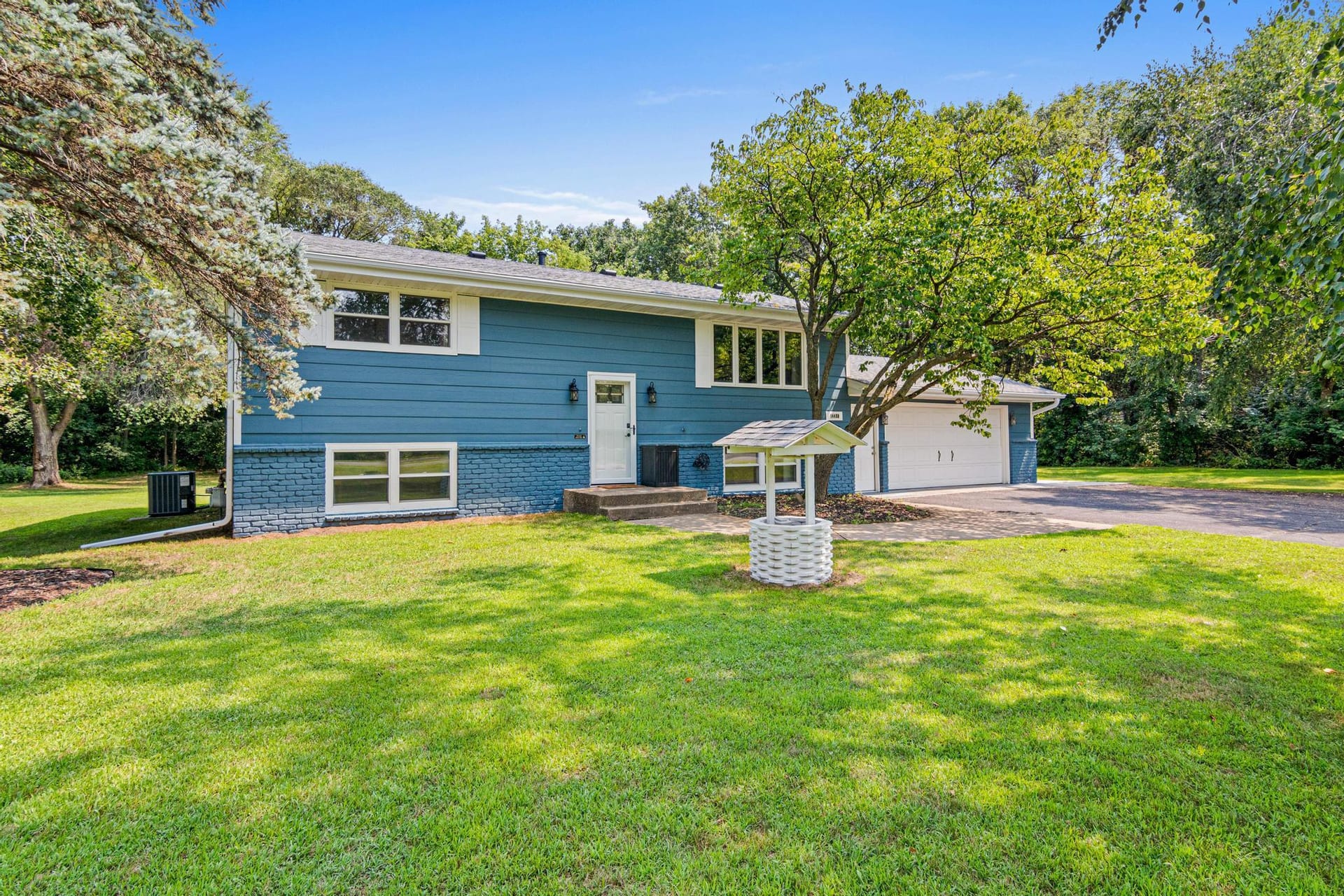 14480 Starlite Drive, Rogers, MN 55374