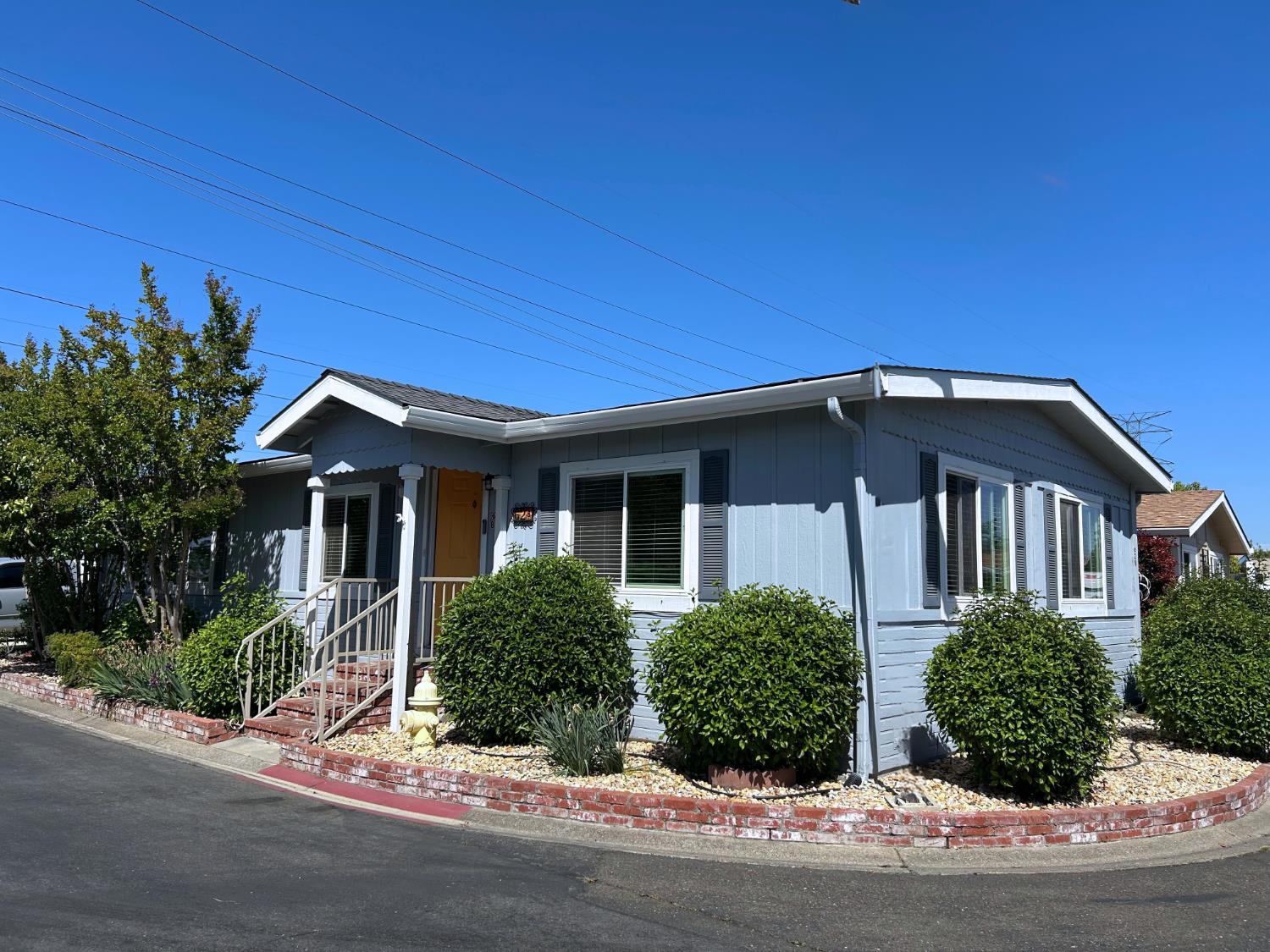 46 Hancock Dr, Roseville, CA 95678