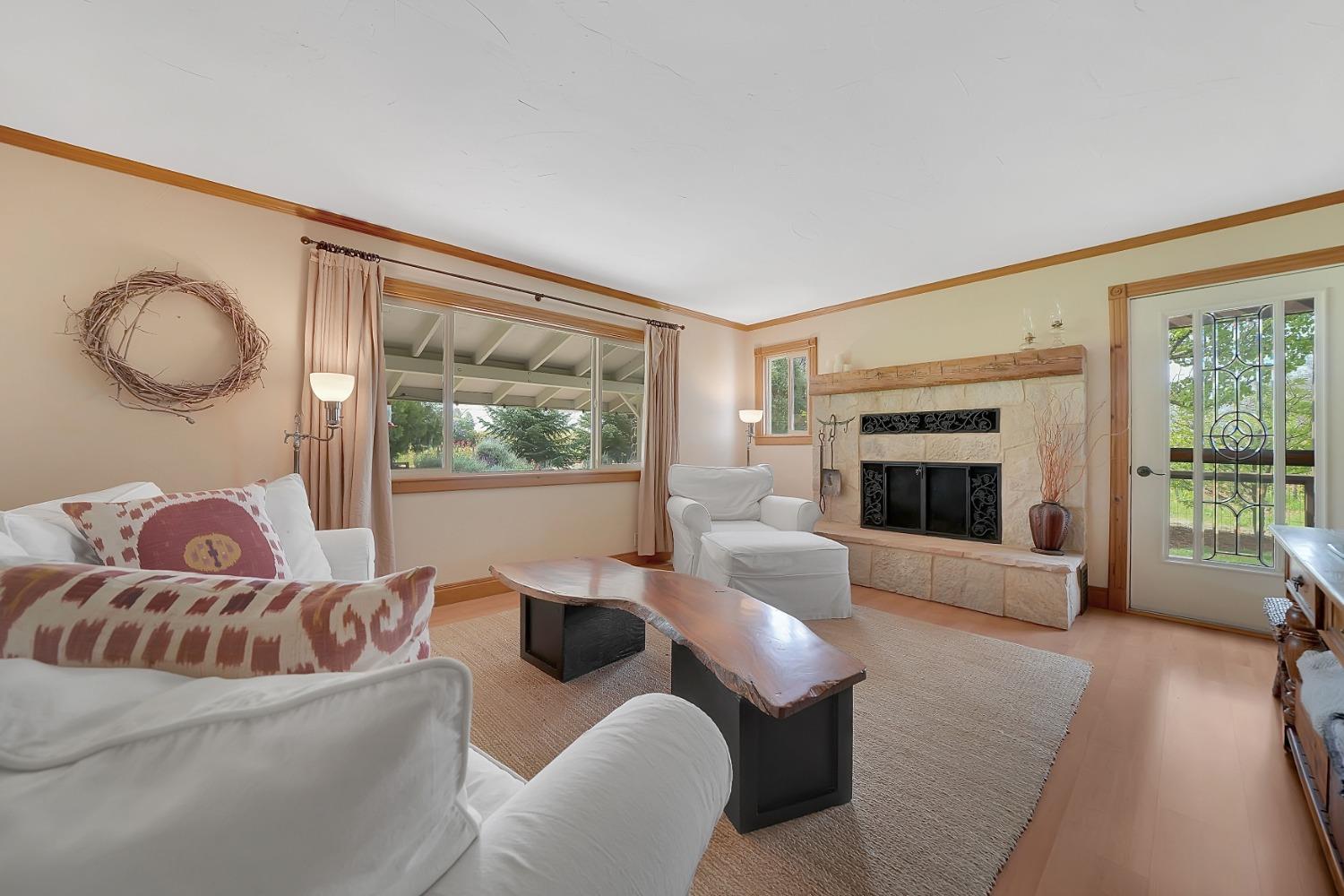 10801 Shenandoah Rd, Plymouth, CA 95669-9506