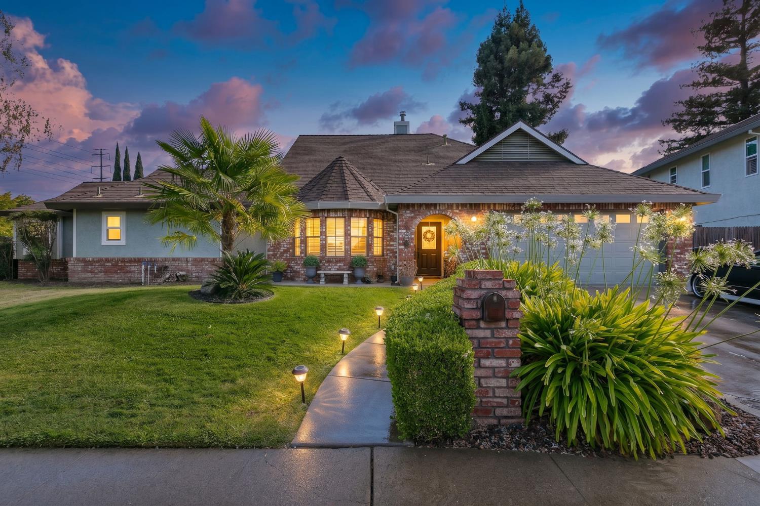 1 Sand River Ct, Sacramento, CA 95831