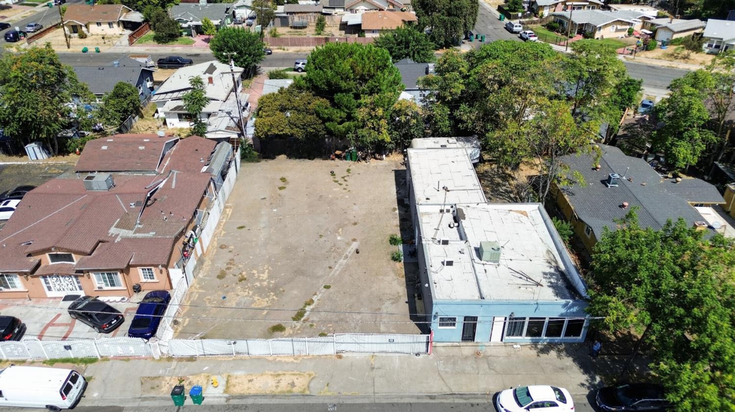 1133 E Harding Way, Stockton, CA 95205-3610