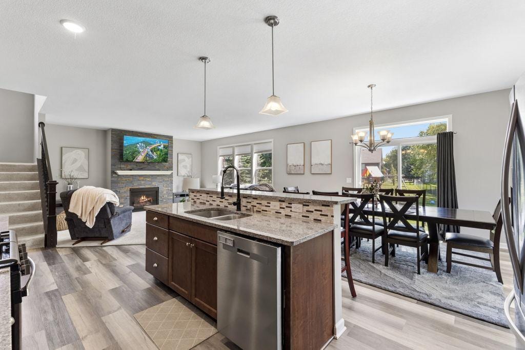 4596 Landings Way, Minnetrista, MN 55375