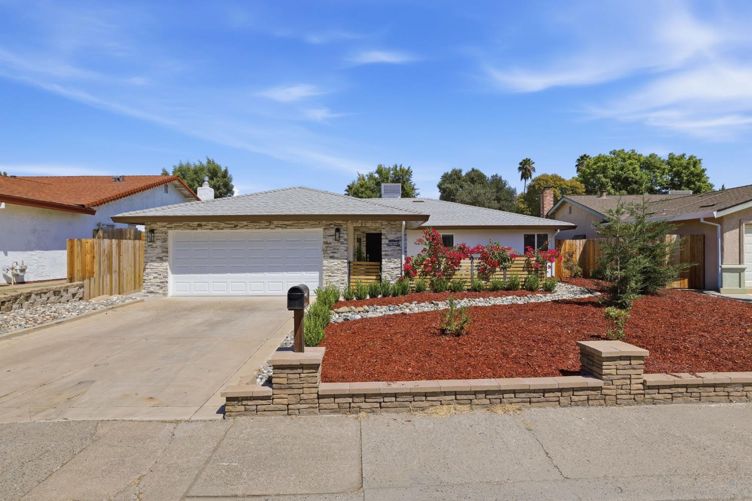 7014 Checkerbloom Way, Citrus Heights, CA 95610-4011