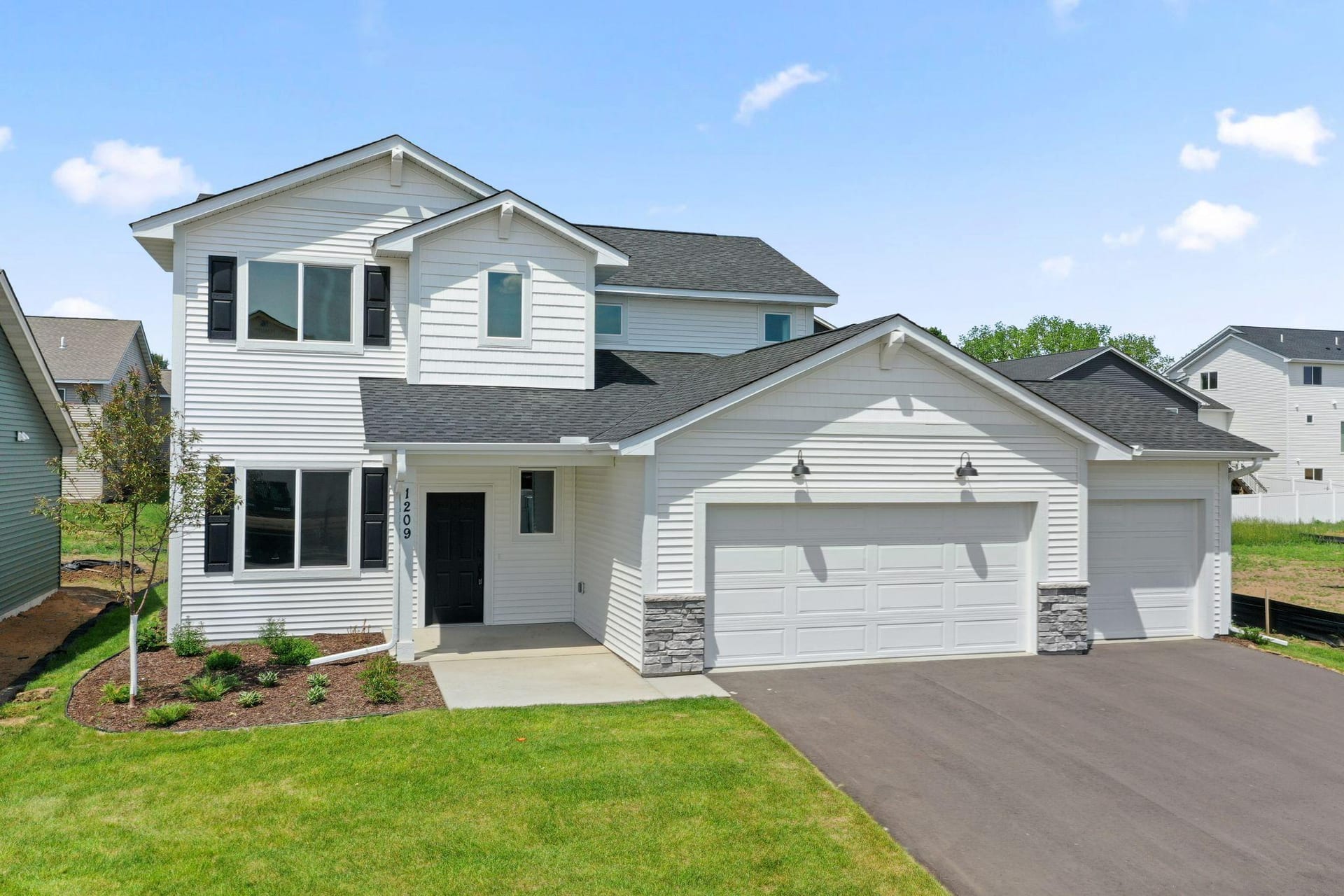 1209 Marlene Avenue, River Falls, WI 54022