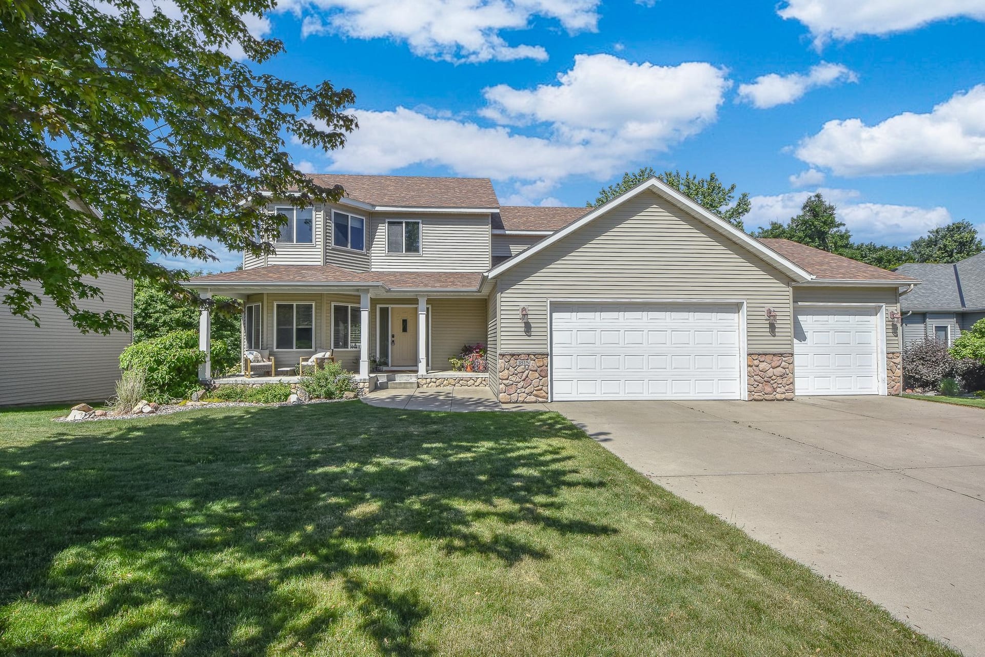 1815 Star Drive, Sauk Rapids, MN 56379