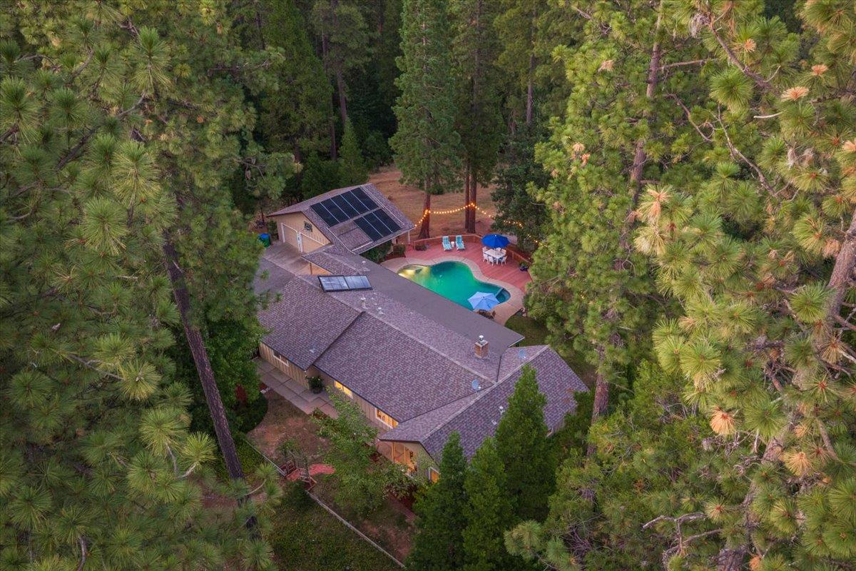 16351 Lake Vera Purdon Rd, Nevada City, CA 95959-9423