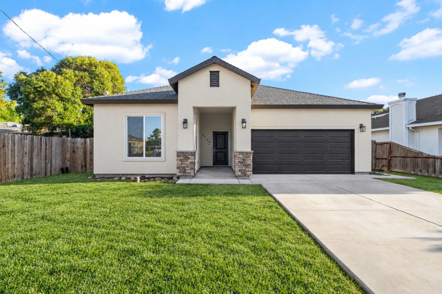 2746 57th Ave, Sacramento, CA 95822-4519