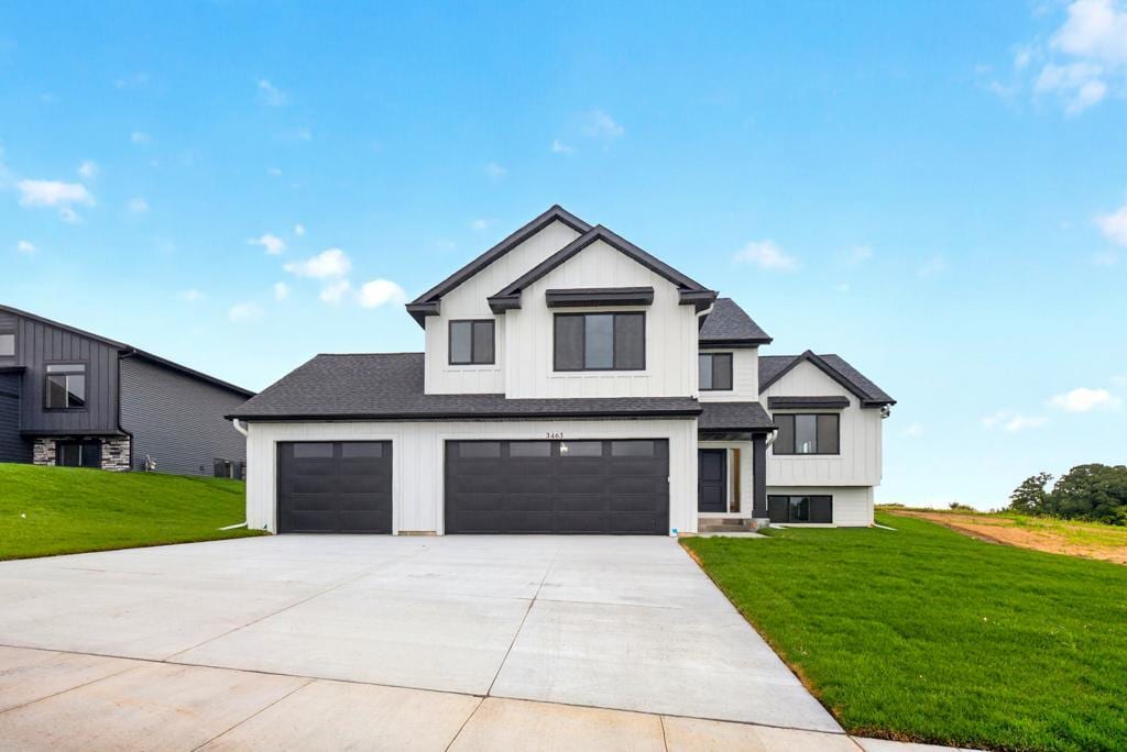 3463 Stonehedge Dr NE, Rochester, MN 55906