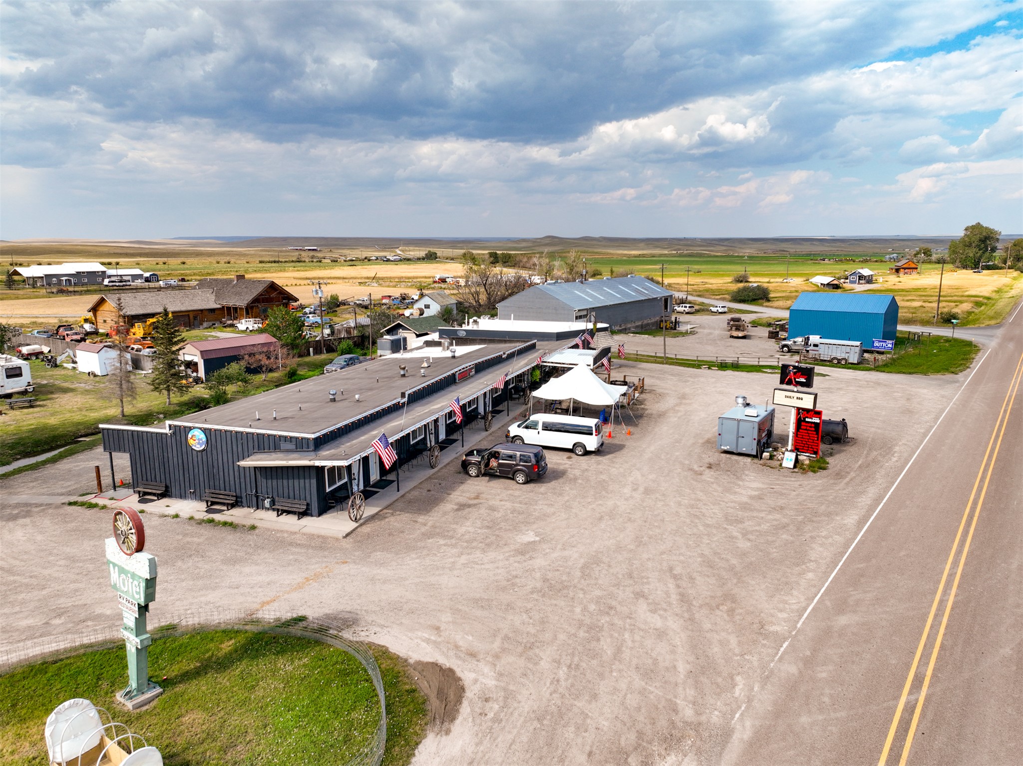 956 N US Highway 287
