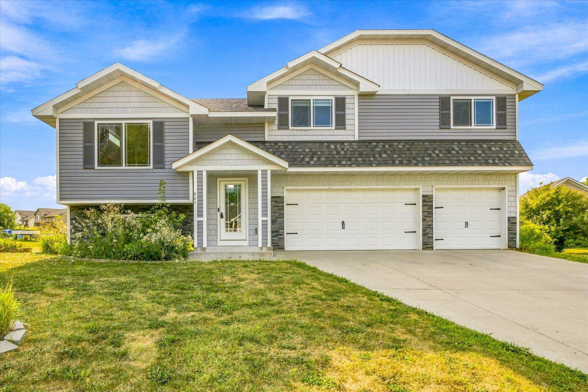 805 Highview Loop SE, Pine City, MN 55063