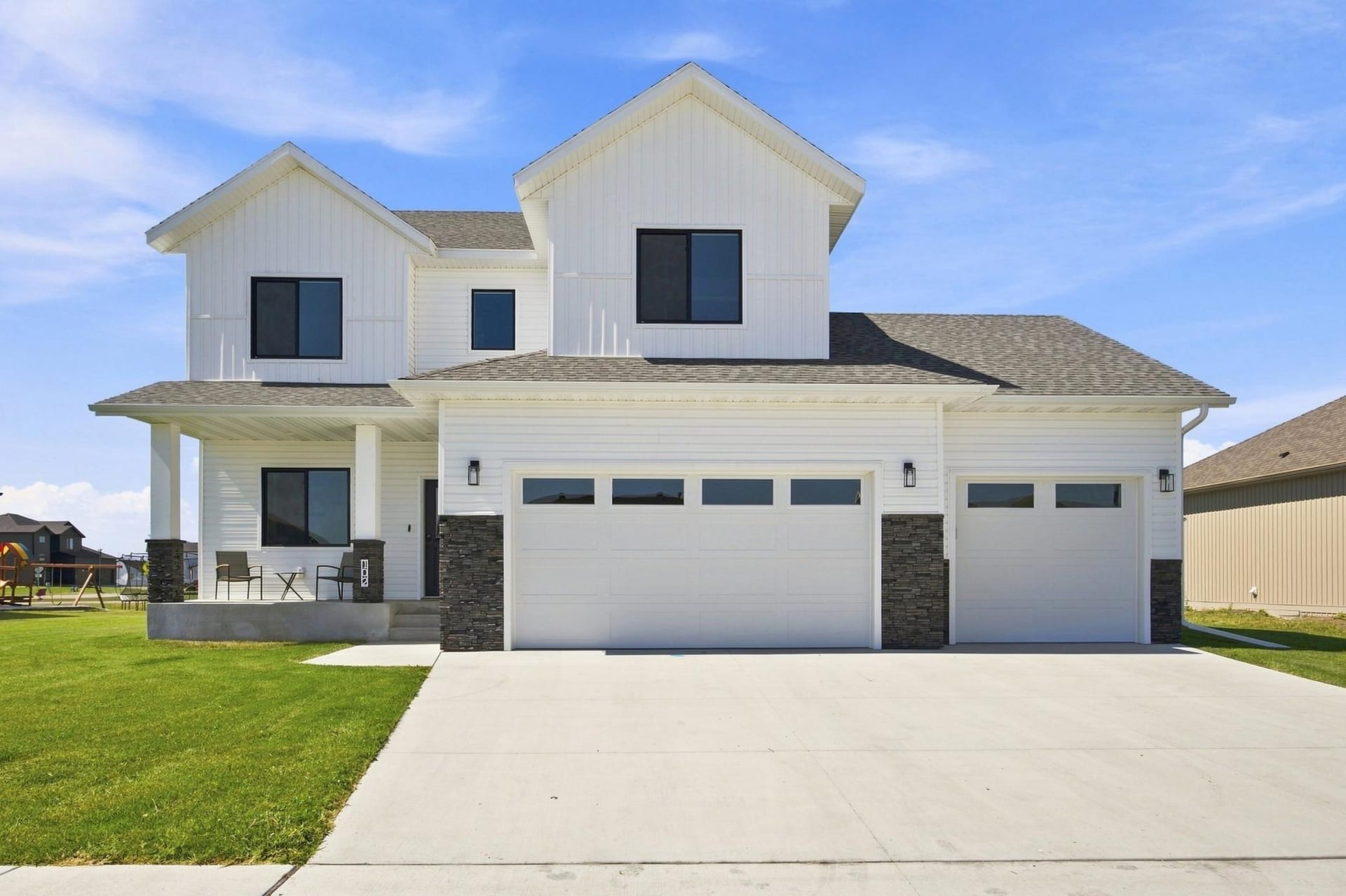 102 Annies Way, Mapleton, ND 58059