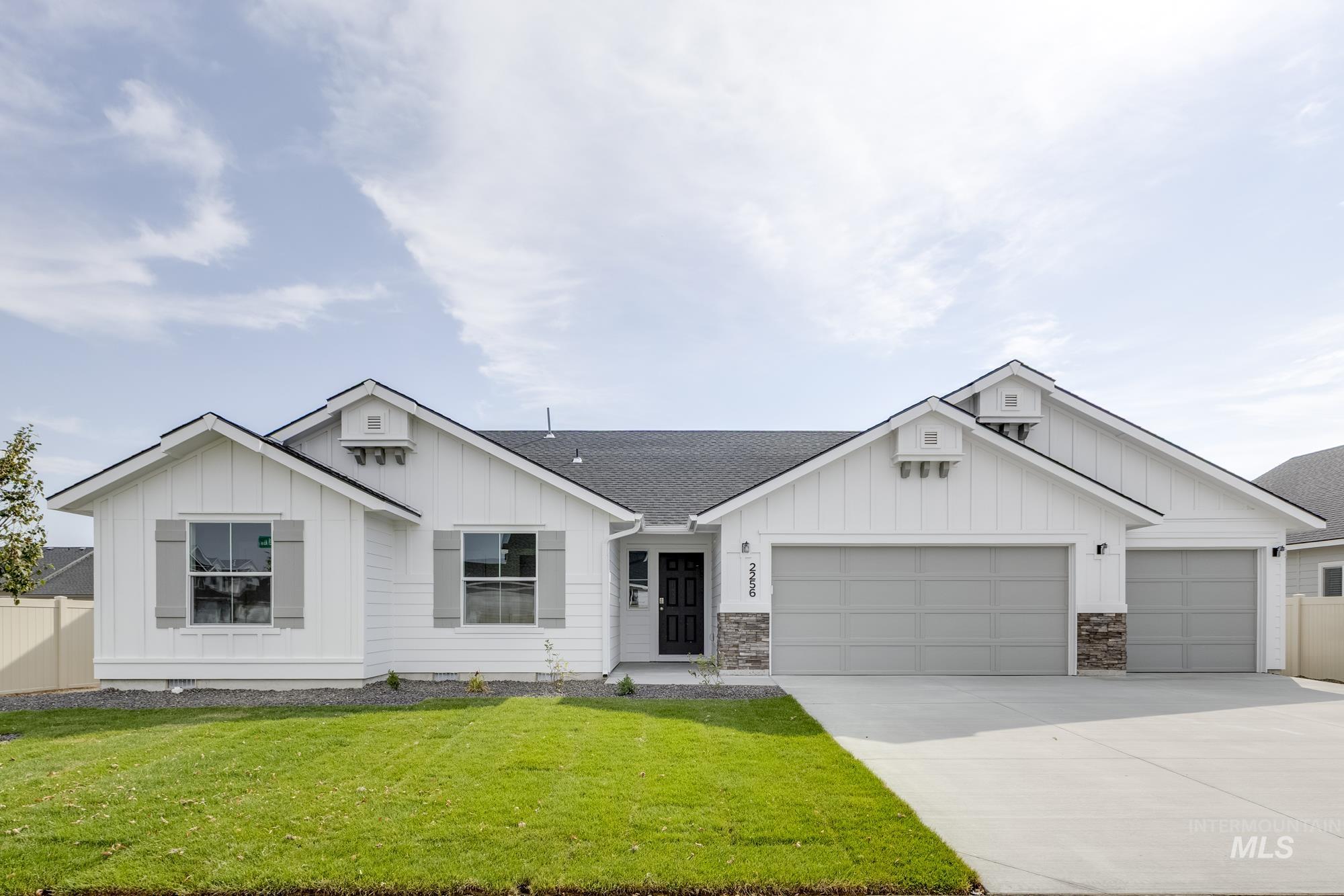 5337 E Hunt Divide St, Nampa ID 83687