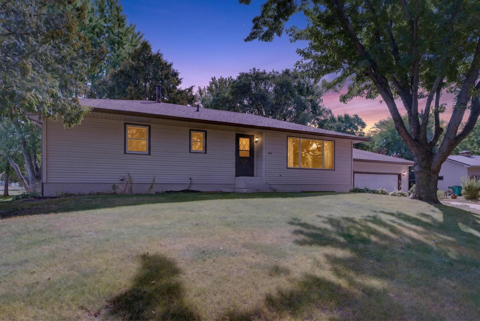408 Sunrise Drive, Litchfield, MN 55355
