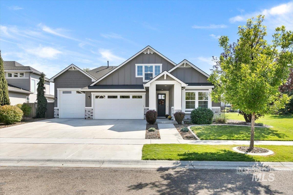 3901 E Woodville Dr., Meridian ID 83642