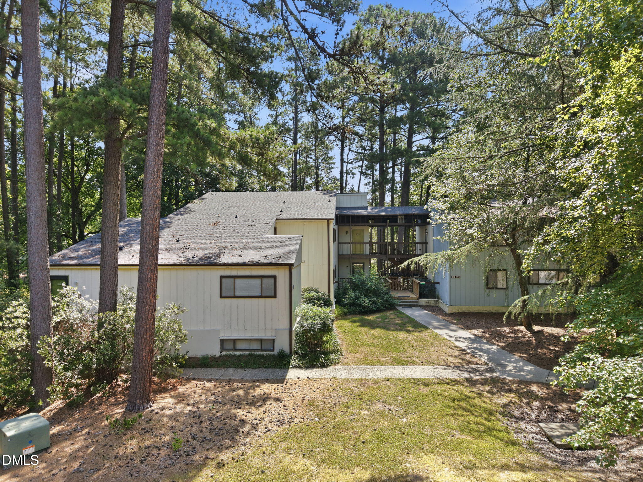 642 Pine Ridge Place, Raleigh, NC 27609