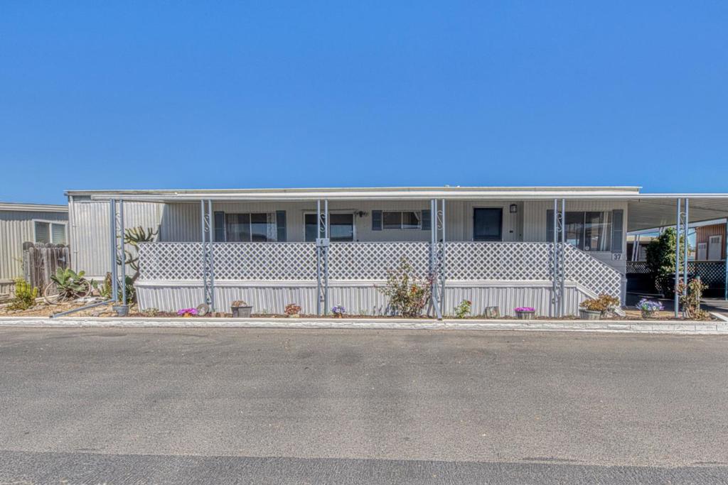150 Kern Street 37