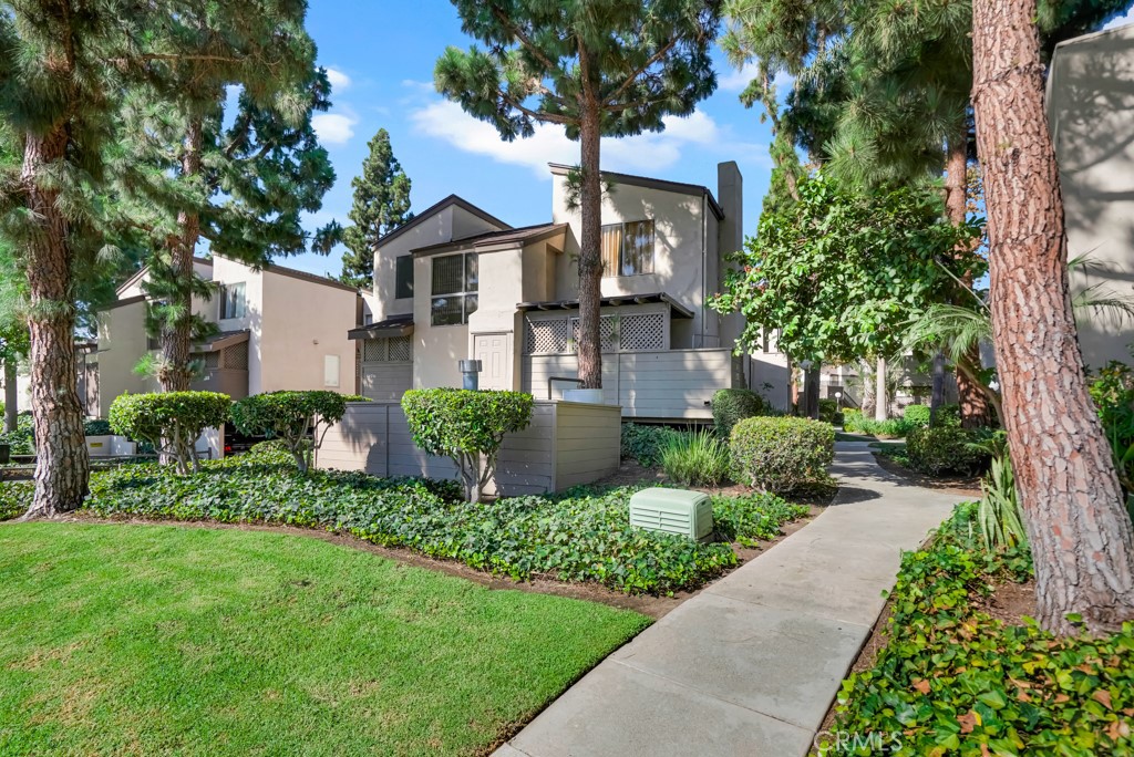 1270 Cabrillo Park