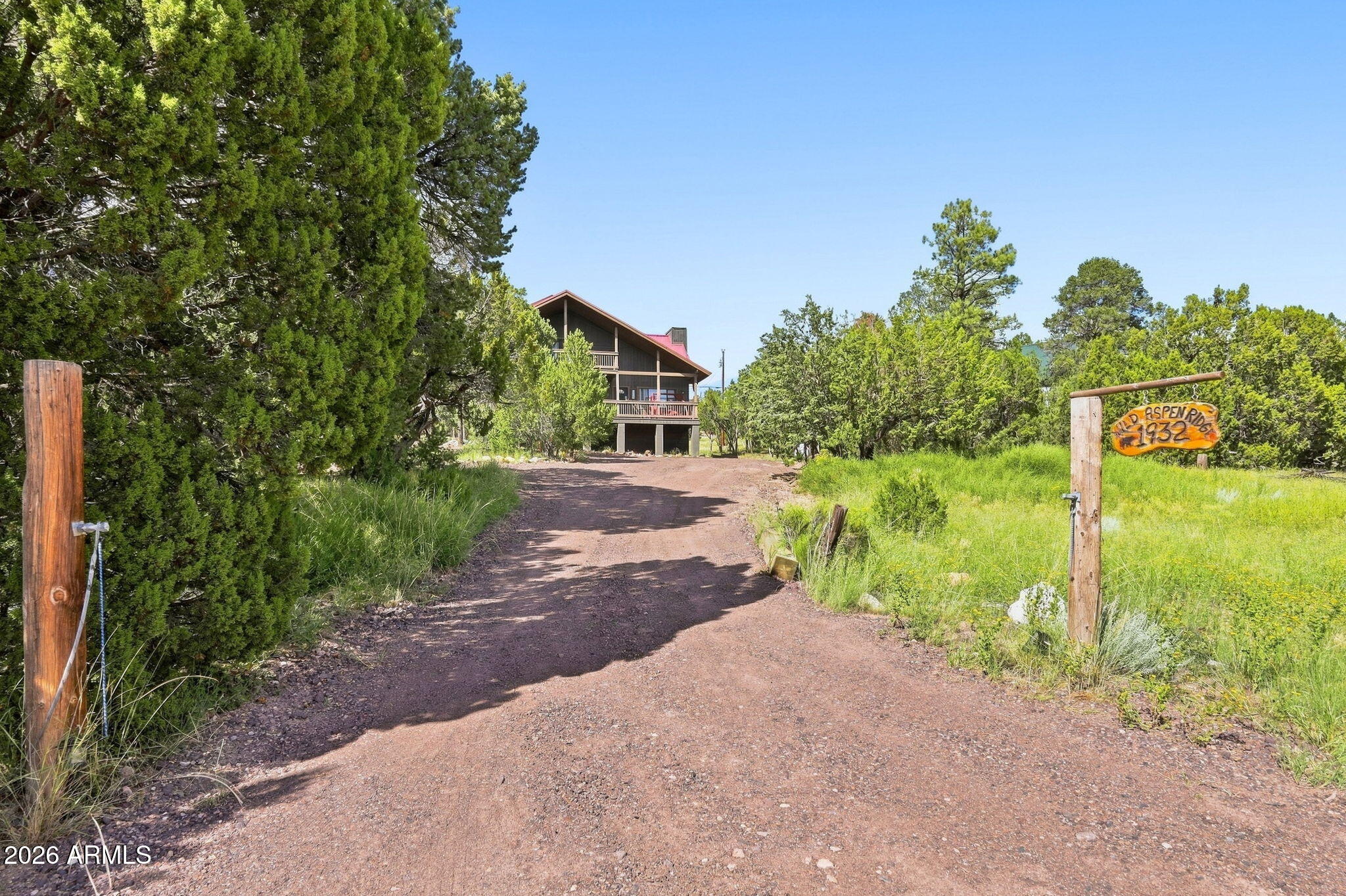 1932 ASPEN Lane, Overgaard, AZ 85933