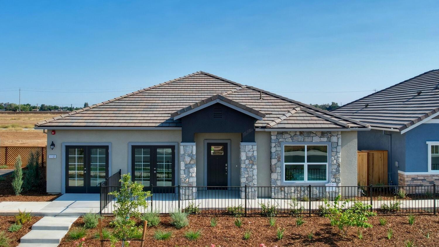 929 Norman Rd, Galt, CA 95632