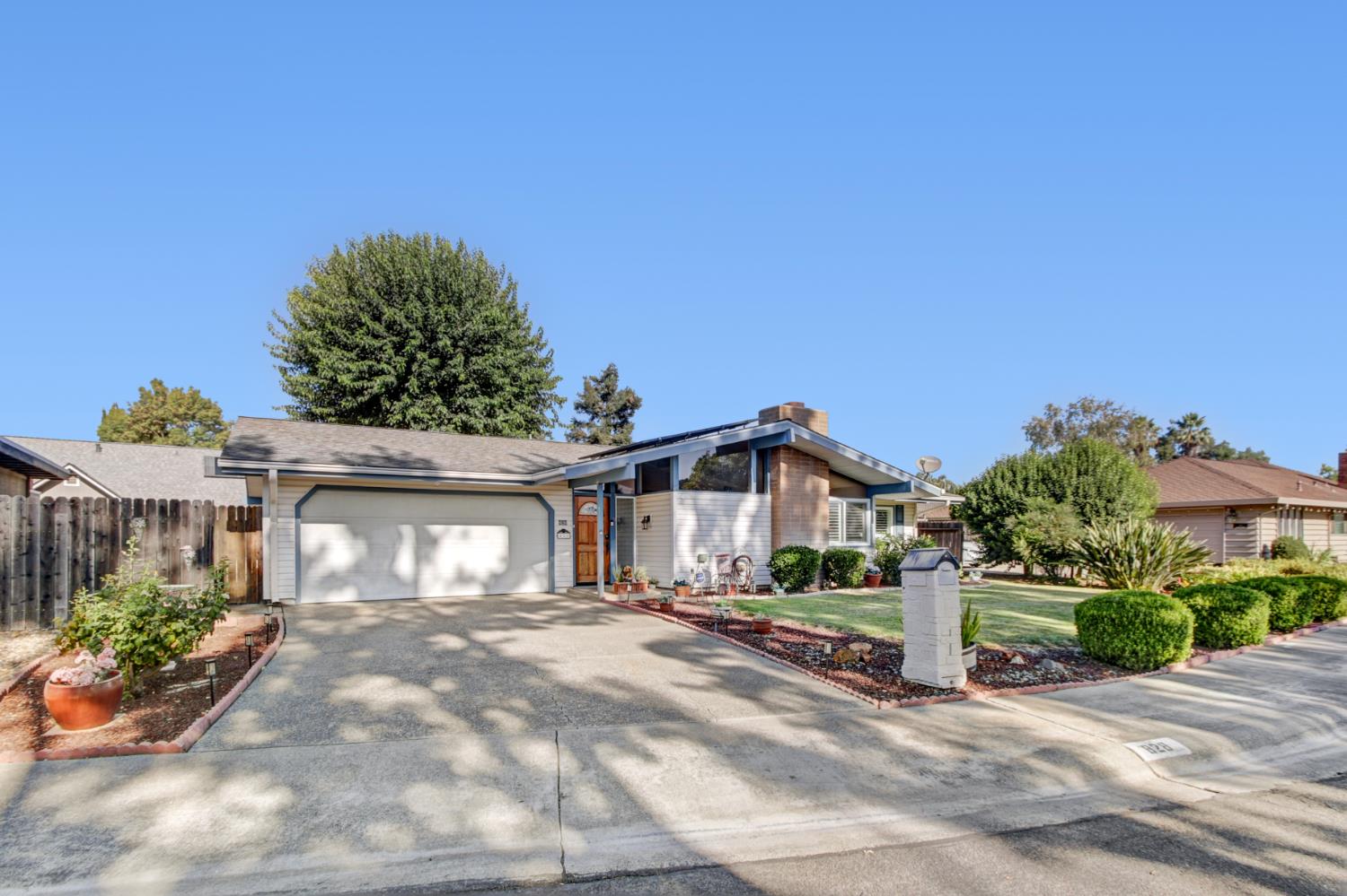 828 Harvard, Woodland, CA 95695-5019