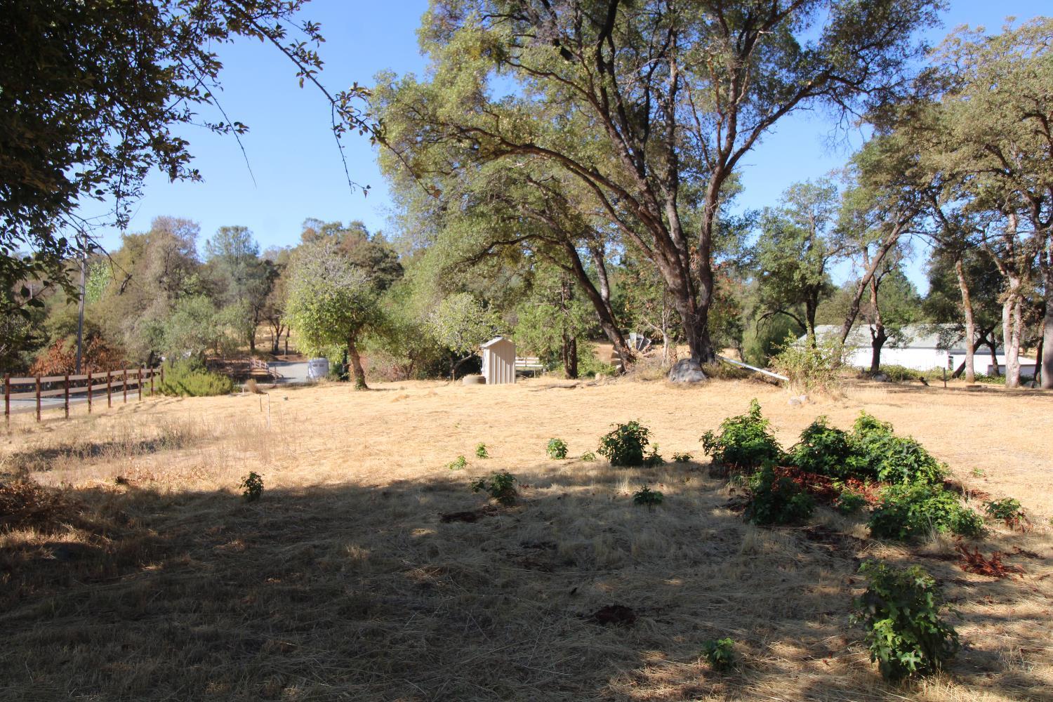 10511 Rough And Ready Rd, Rough and Ready, CA 95975-9777