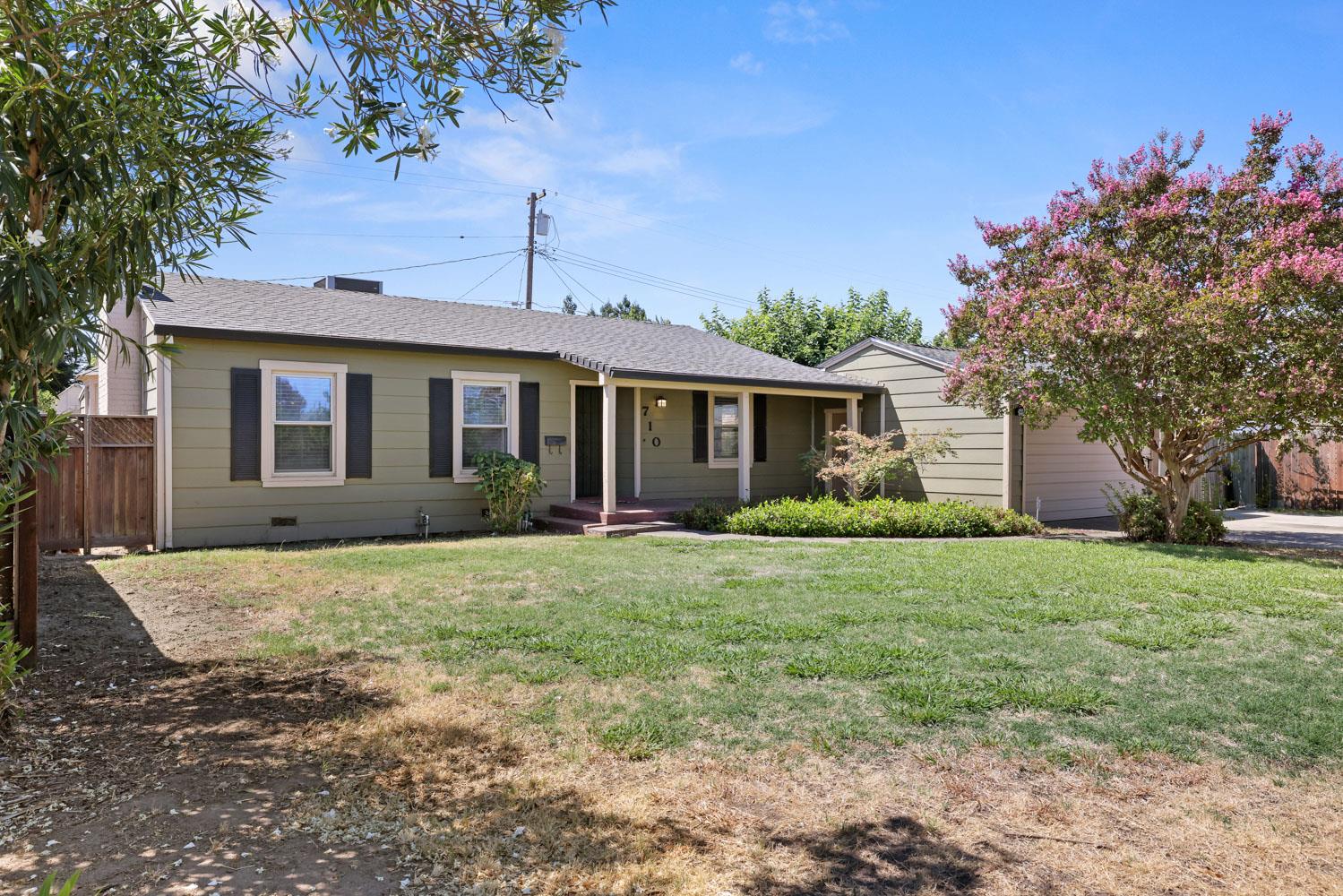 710 W Turner Rd, Lodi, CA 95240-0946