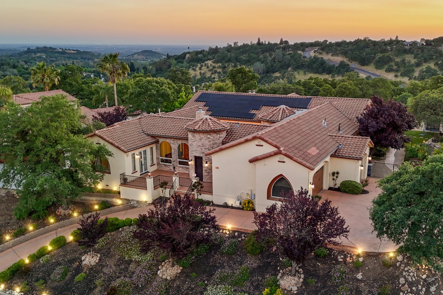 640 Lakeridge Dr, Auburn, CA 95603-6067
