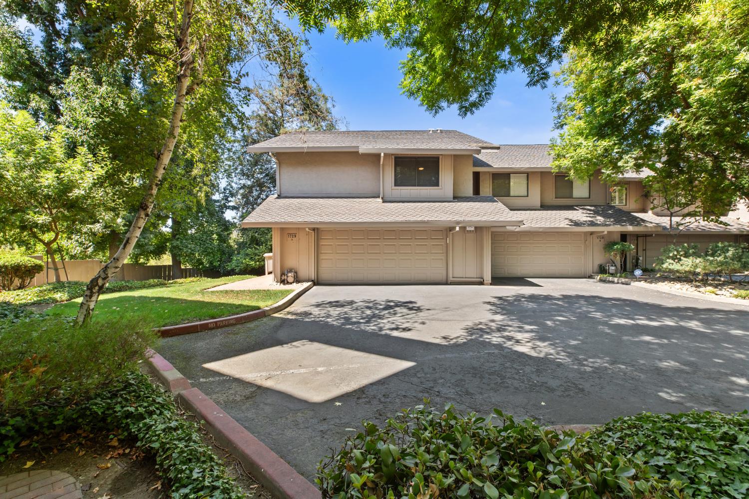 1729 Edgebrook Dr #A, Modesto, CA 95354-1662