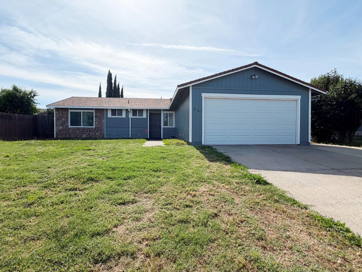 6260 Sunrise South Dr, Sacramento, CA 95824-4337