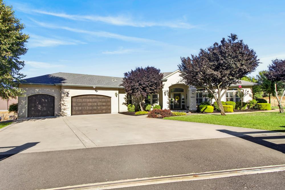 9401 Rawhide Ln, Roseville, CA 95747-9715