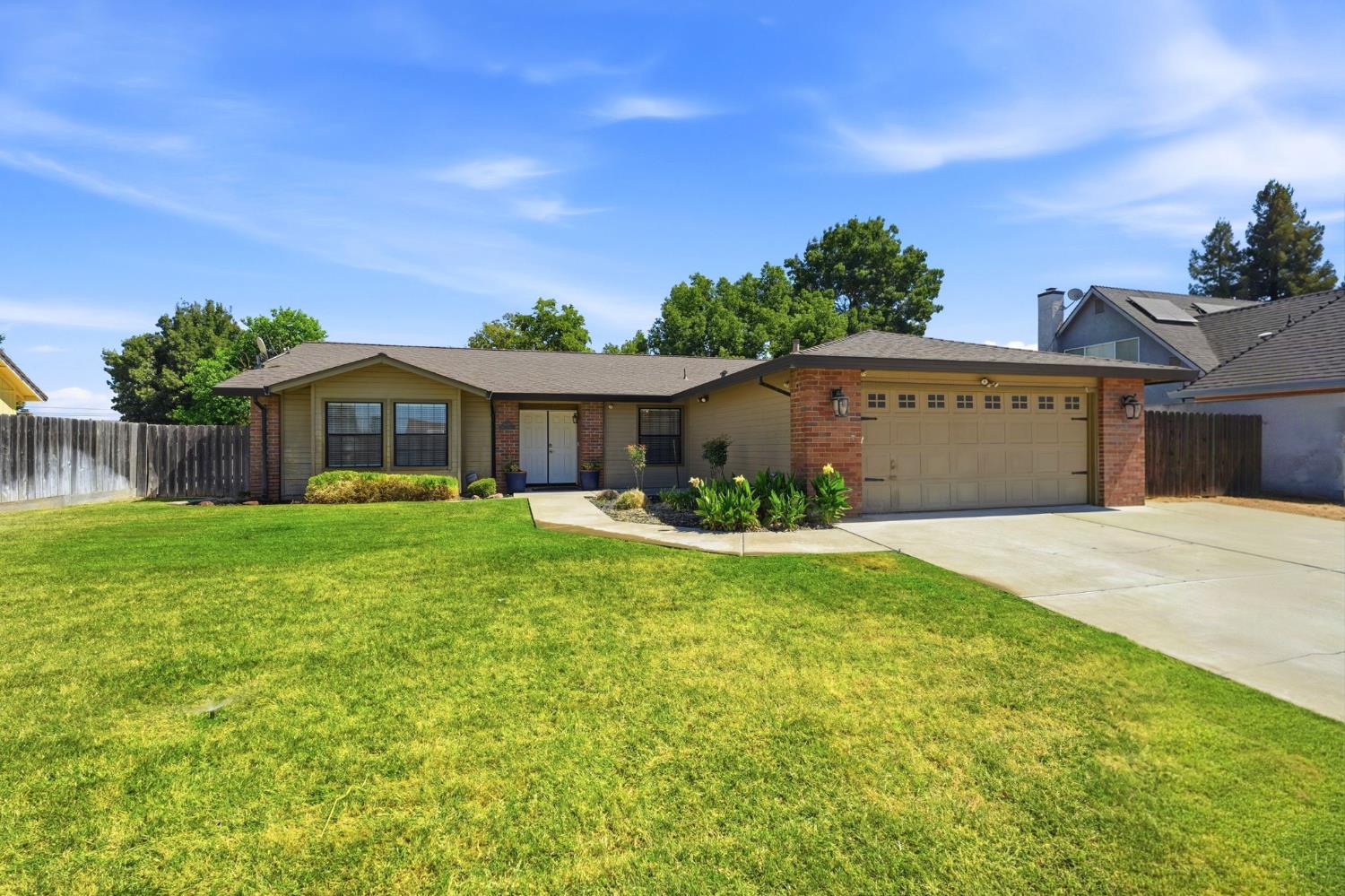 18500 Milford Dr, Lockeford, CA 95237-9780