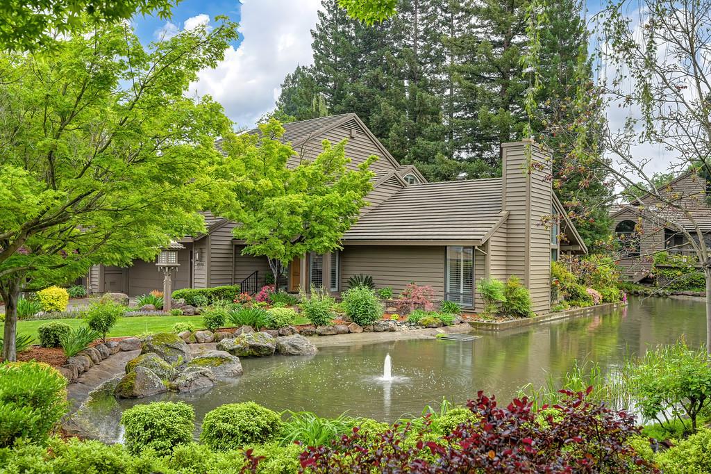 7650 Pineridge Ln, Fair Oaks, CA 95628-4857