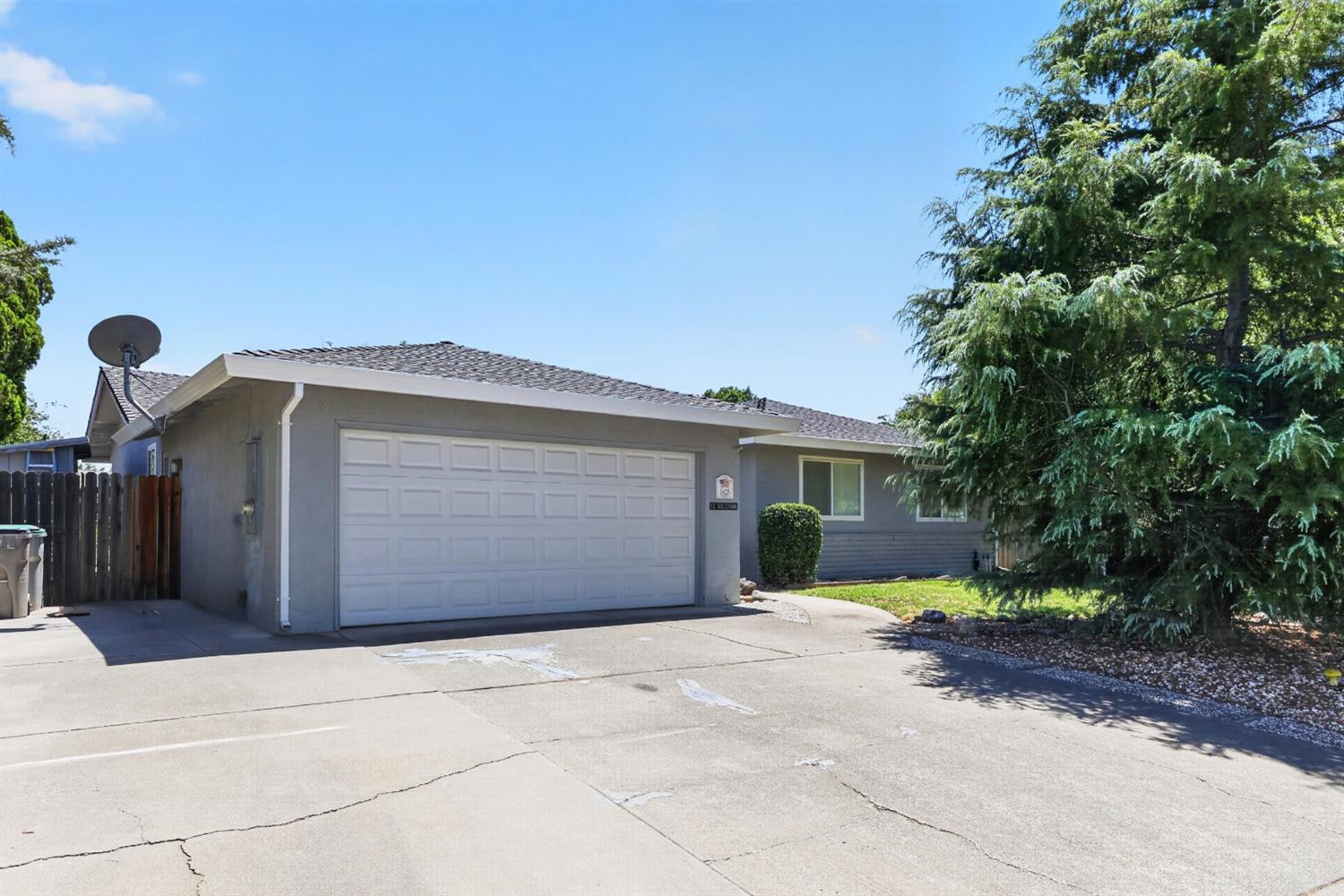 1625 Donner Way, Woodland, CA 95695-5527