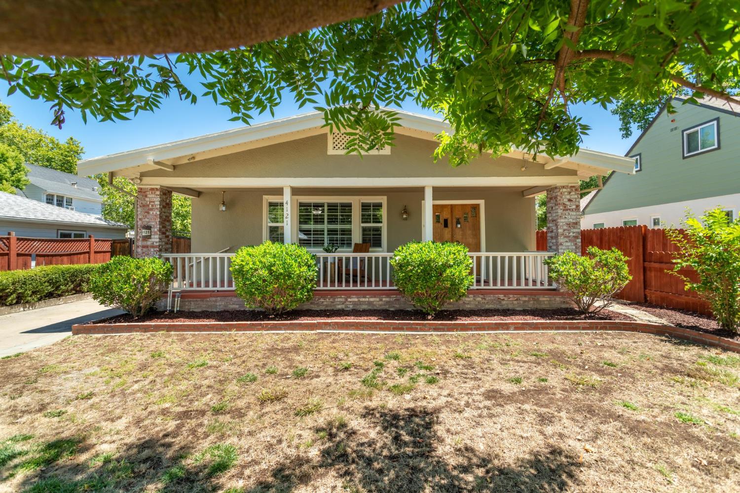 4121 53rd St, Sacramento, CA 95820-3048