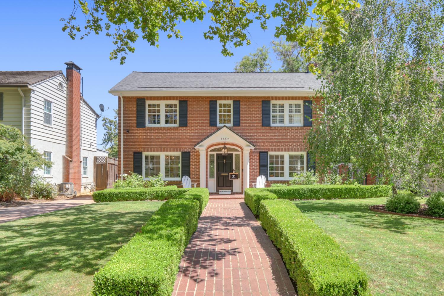 1557 39th St, Sacramento, CA 95816-6720