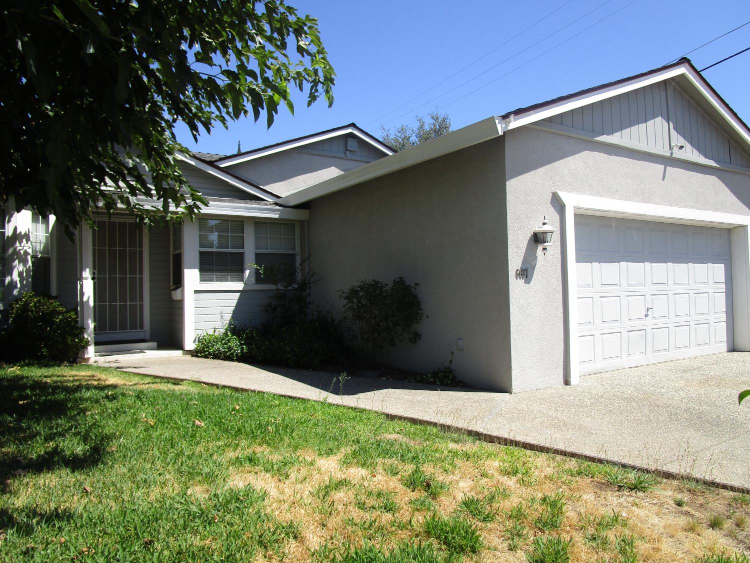 6637 Dunmore Ave, Citrus Heights, CA 95621-6403