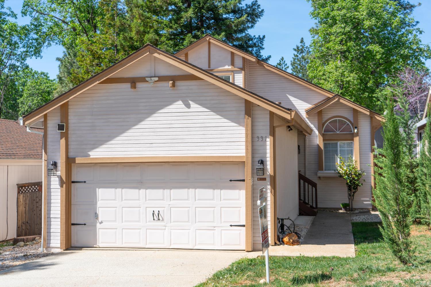322 Horizon Cir, Grass Valley, CA 95945-9714
