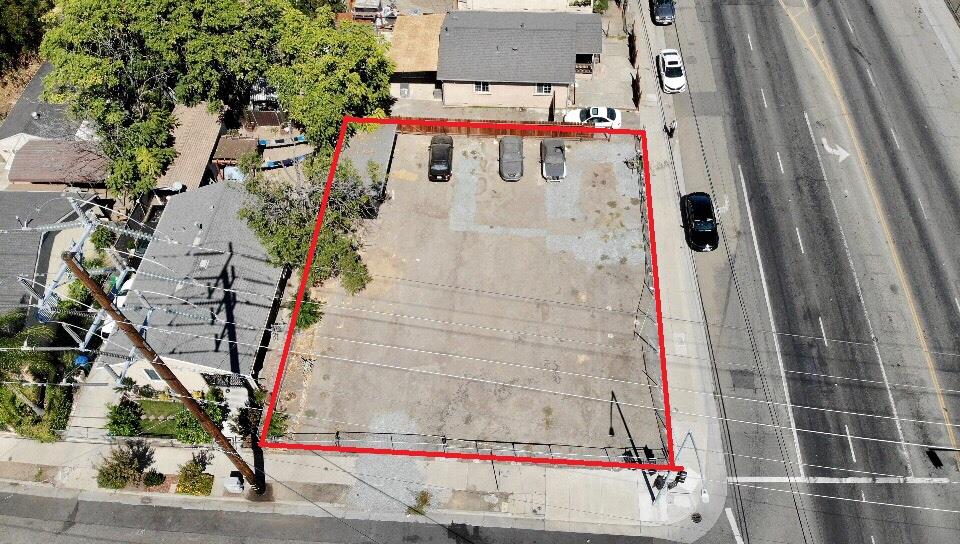 949 S Wilson Way, Stockton, CA 95205