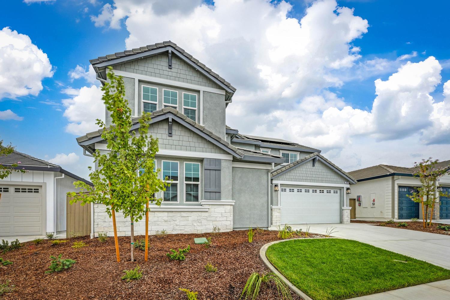 2072 Pogonia St, Roseville, CA 95747
