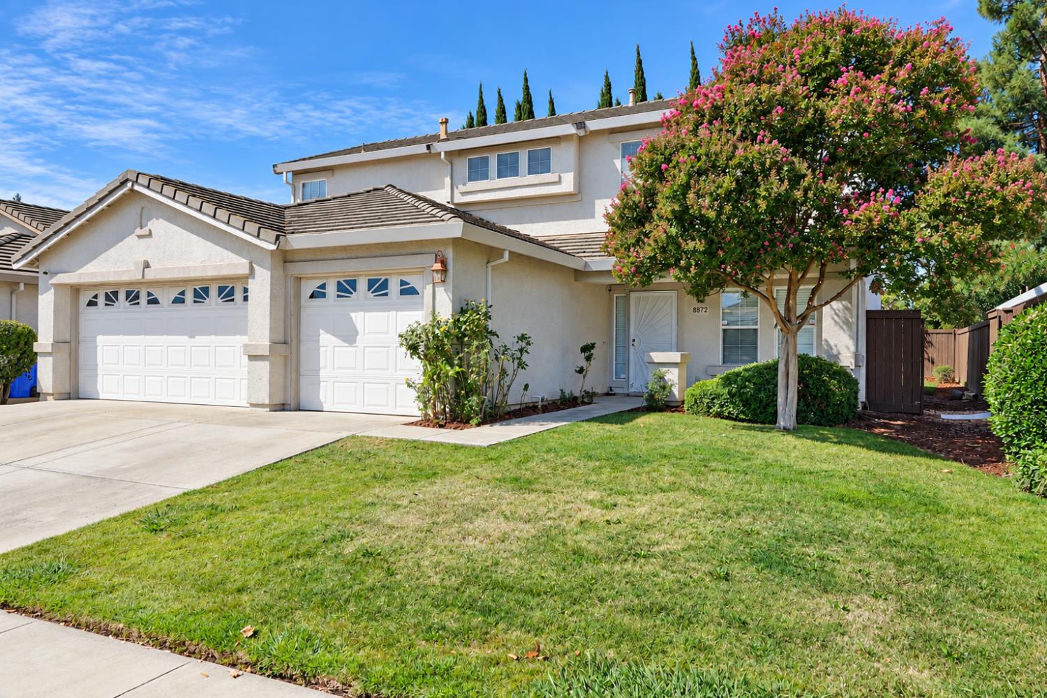8872 Mannington St, Elk Grove, CA 95758-6347