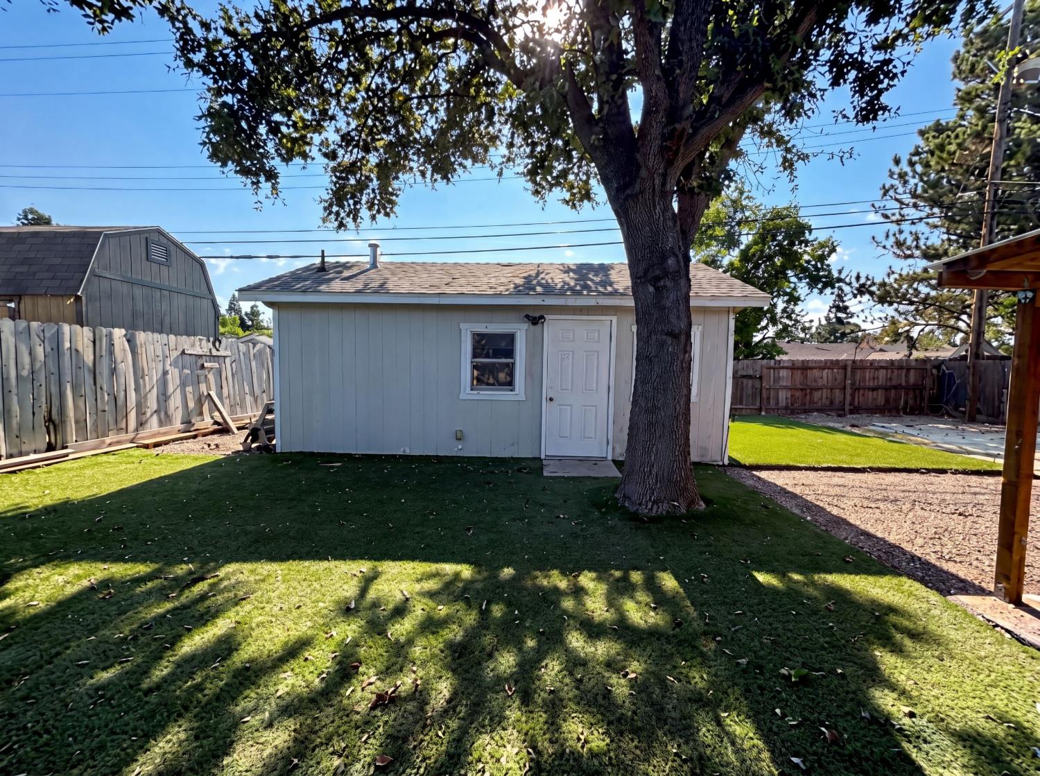 1422 Oakmont Dr, Roseville, CA 95661-5719