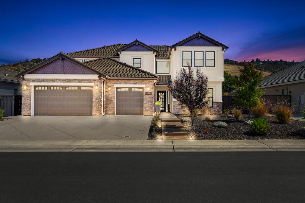 724 Oliver Ct, Folsom, CA 95630-6357