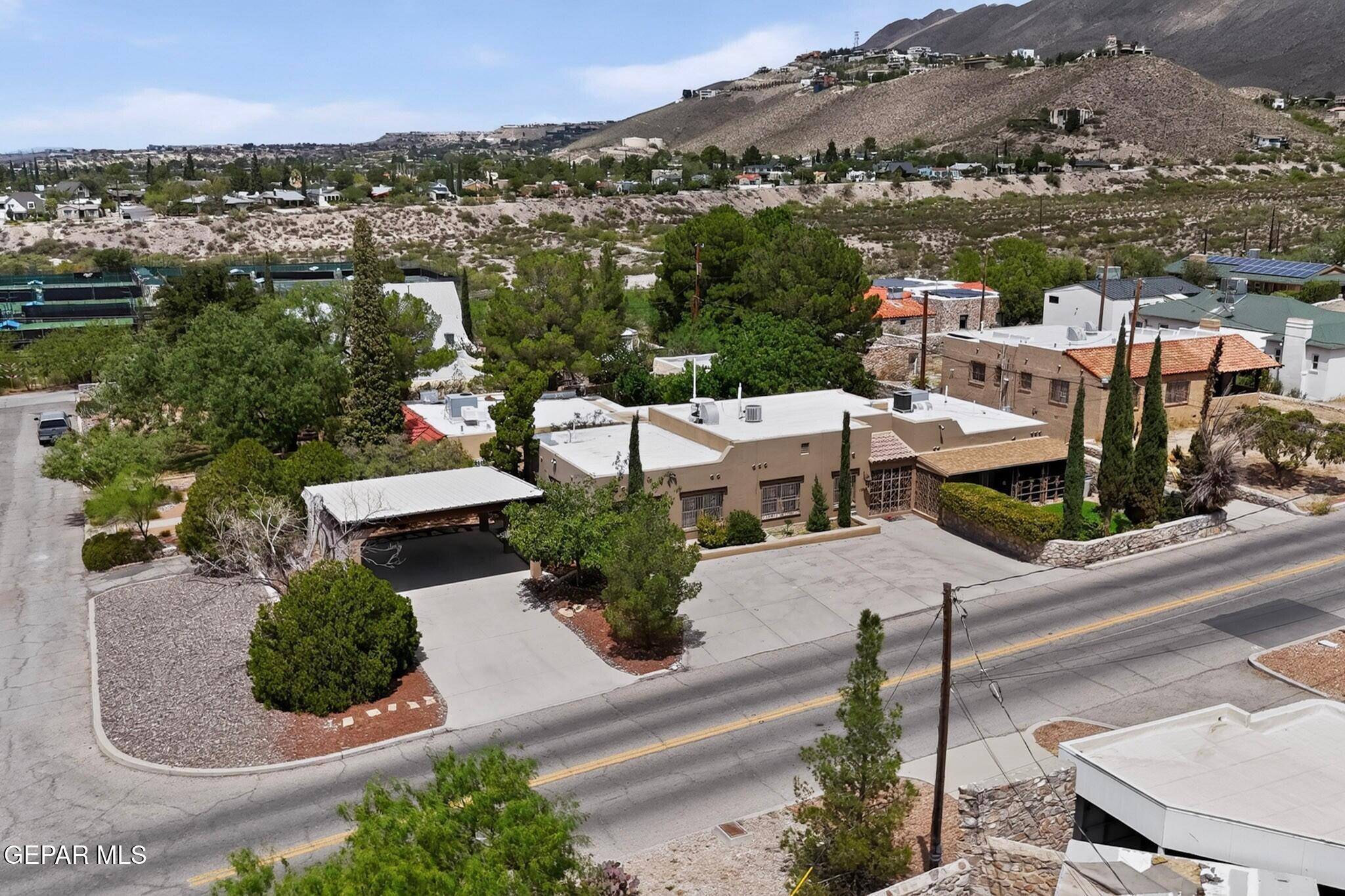 1007 KERBEY Avenue, El Paso, TX 79902
