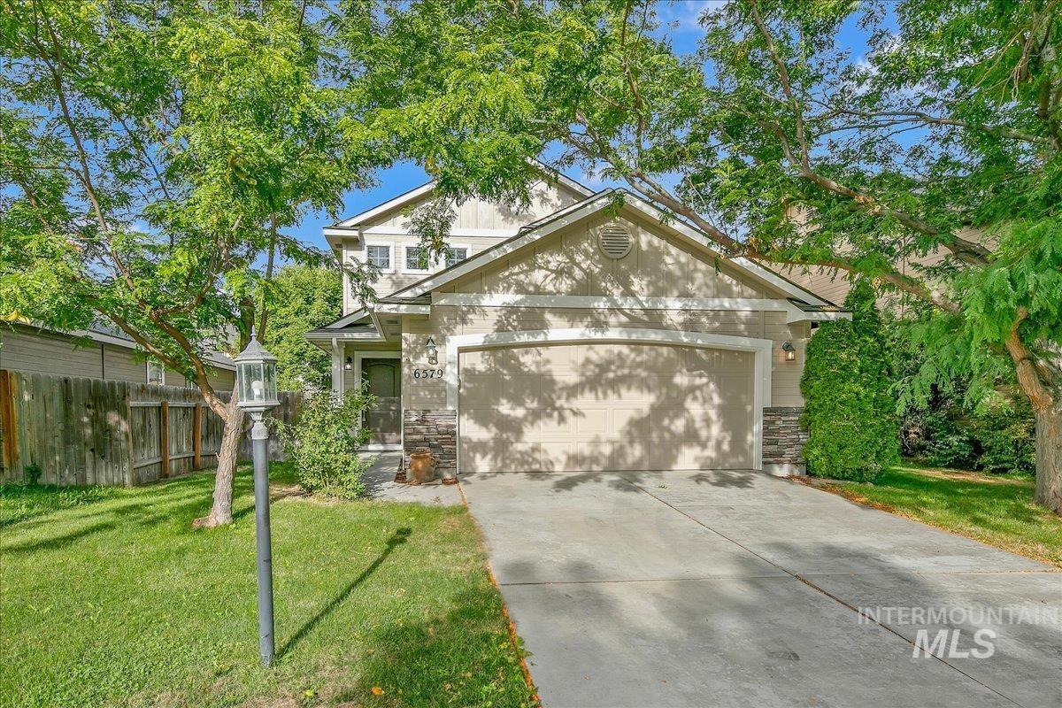6579 S Warwickshire Ave, Boise ID 83709