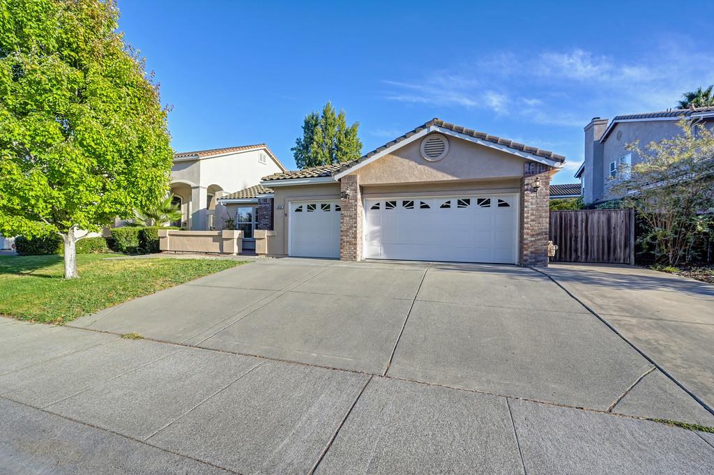 2212 Endeavor Way, Sacramento, CA 95834