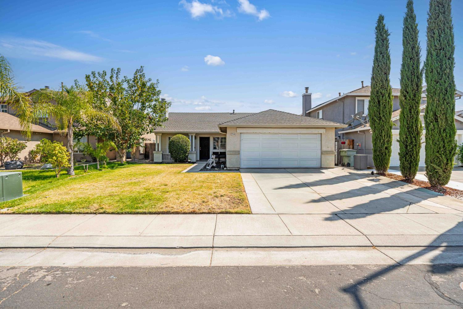 214 Shadywood Ave, Lathrop, CA 95330-9163