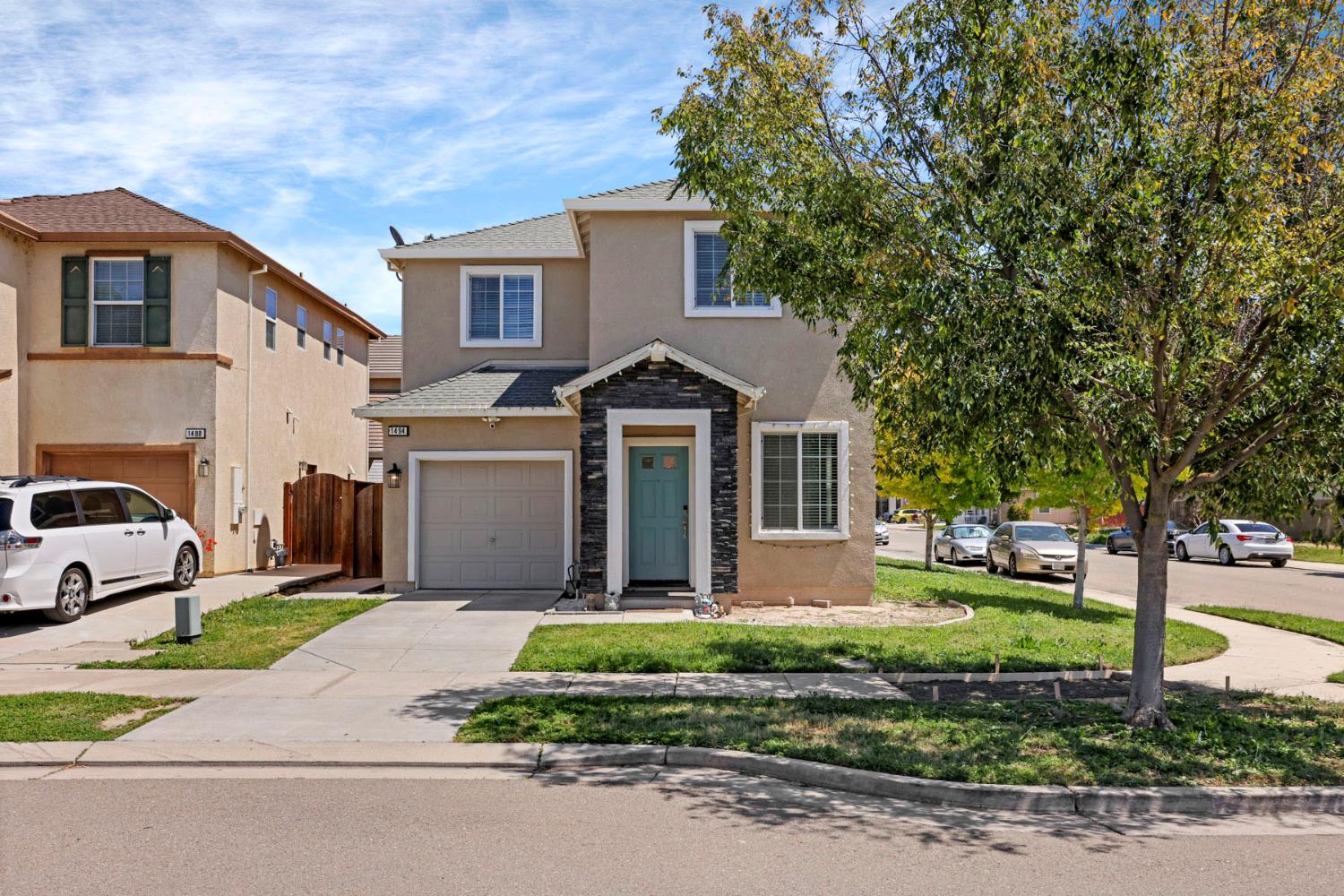 1612 Hearthsong Dr, Manteca, CA 95337-8657